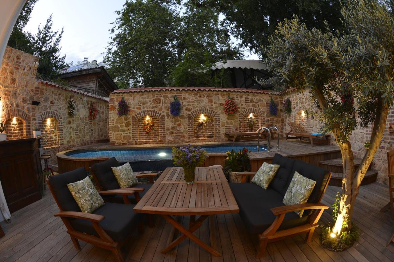 Lykia Old Town Couette-café *